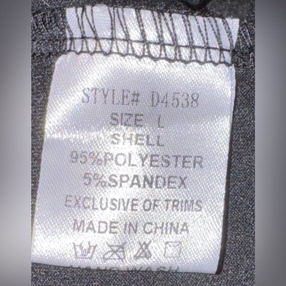 Jumpsuit - Picture 6 of 7